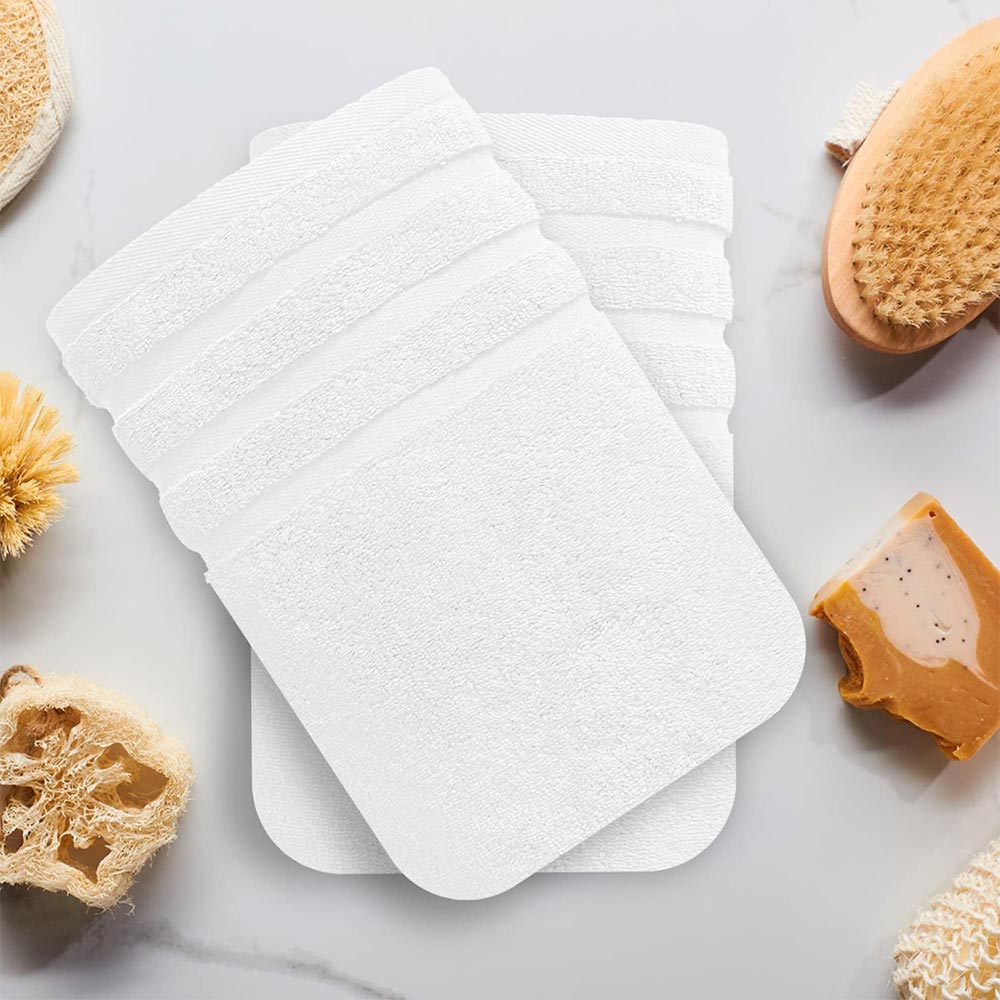 Bath Towels Set of 2 (70x140 cm) – 100% Soft Ring-Spun Cotton, Ultra Soft & Highly Absorbent Towels for Spa, Gym, Hotel & Everyday Bathroom Use - Charming Grey